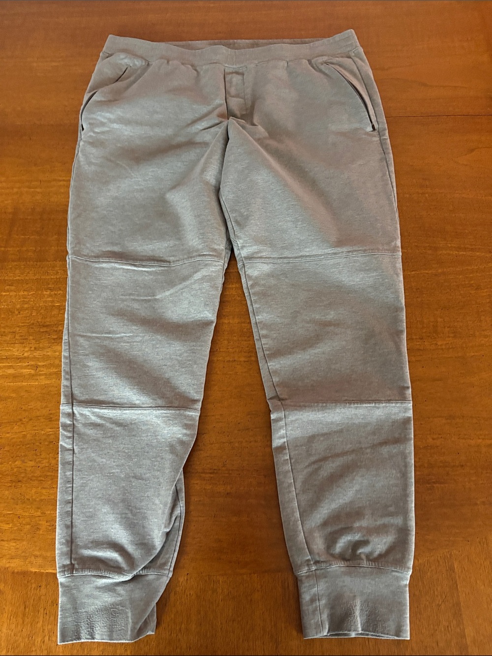 Kit and Ace Men's Gray Joggers with Zipper Pockets